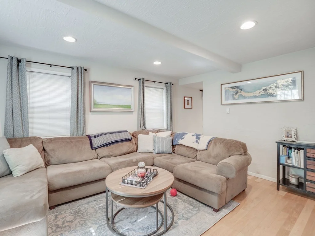 1 bed, 1 bath apartment for rent at 28 Mercer Unit 2, South Boston — photo 3 of 23