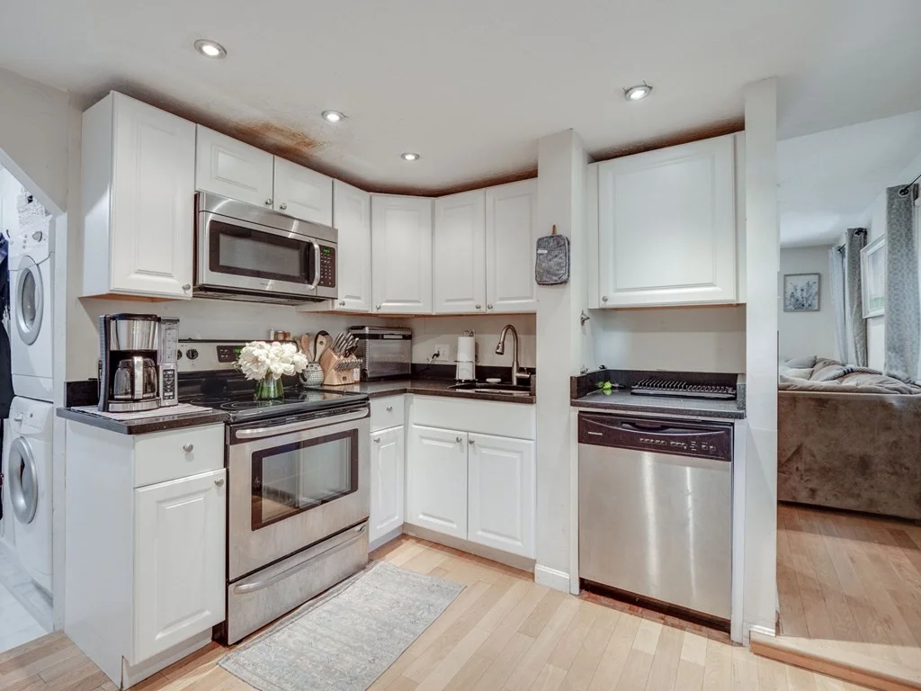 1 bed, 1 bath apartment for rent at 28 Mercer Unit 2, South Boston — photo 11 of 23
