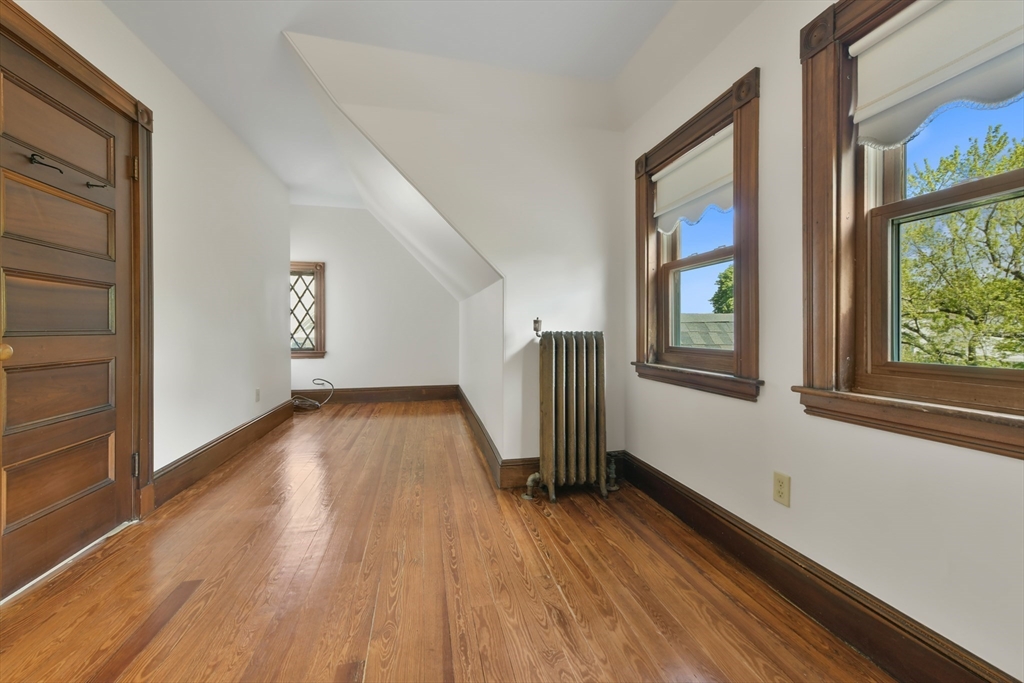 5 bed, 2 bath apartment for rent at 28 Meredith St, West Roxbury — photo 32 of 37