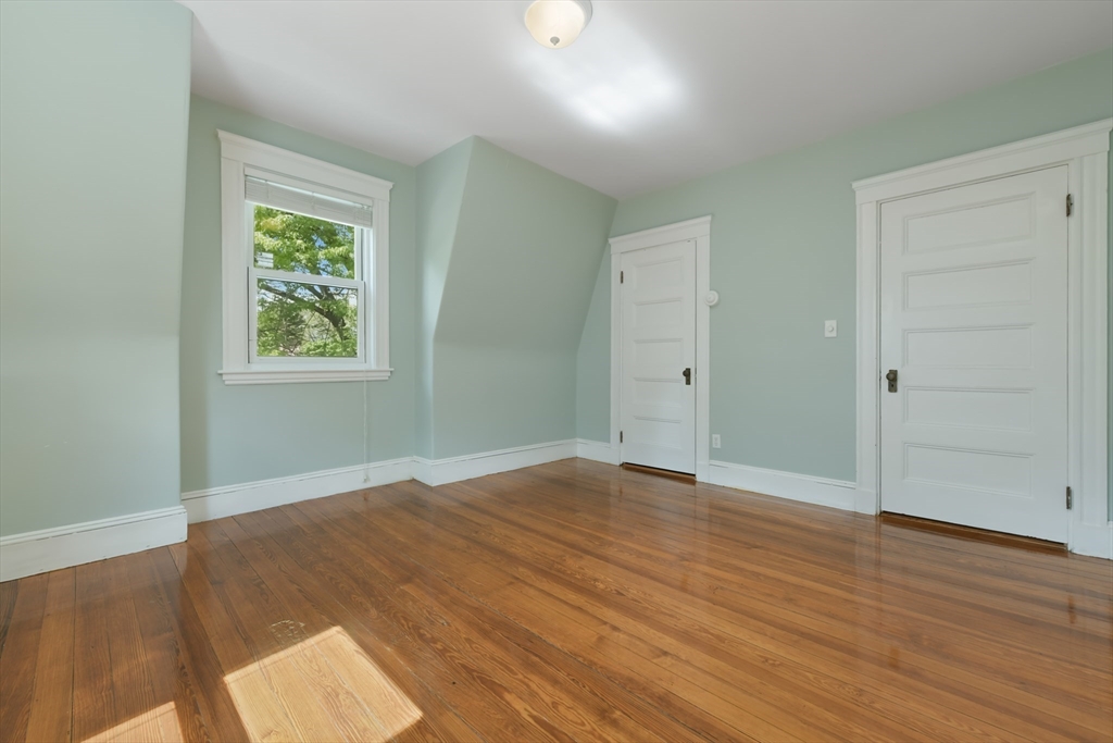 5 bed, 2 bath apartment for rent at 28 Meredith St, West Roxbury — photo 26 of 37