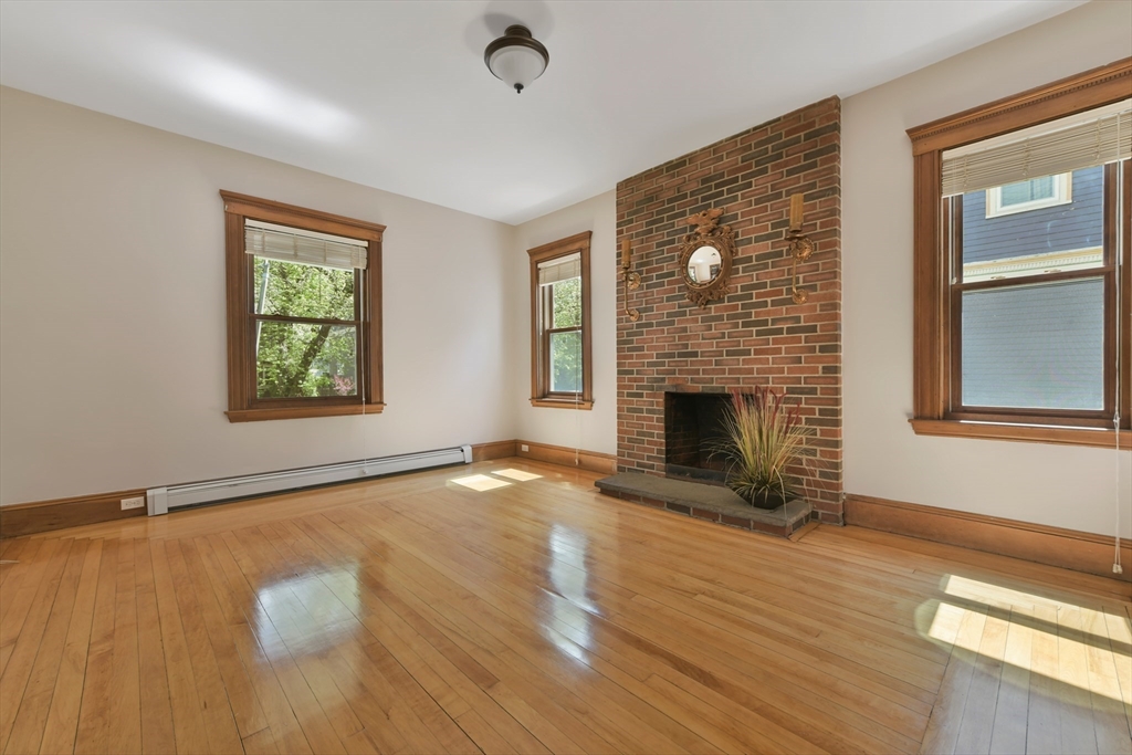 5 bed, 2 bath apartment for rent at 28 Meredith St, West Roxbury — photo 18 of 37