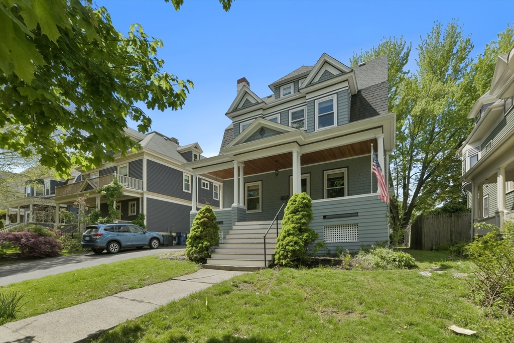 5 bed, 2 bath apartment for rent at 28 Meredith St, West Roxbury — photo 35 of 37