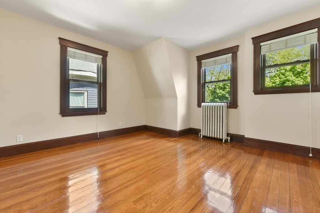 5 bed, 2 bath apartment for rent at 28 Meredith St, West Roxbury — photo 29 of 37