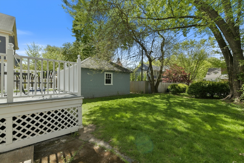 5 bed, 2 bath apartment for rent at 28 Meredith St, West Roxbury — photo 4 of 37