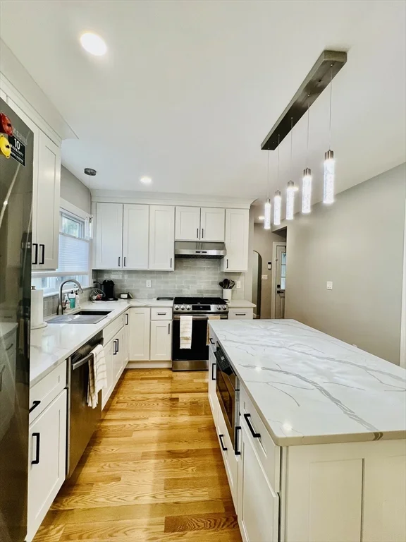 2 bed, 2 bath apartment for rent at 28 Metcalf Unit 1, Medford — photo 9 of 20
