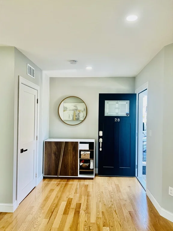 2 bed, 2 bath apartment for rent at 28 Metcalf Unit 1, Medford — photo 3 of 20