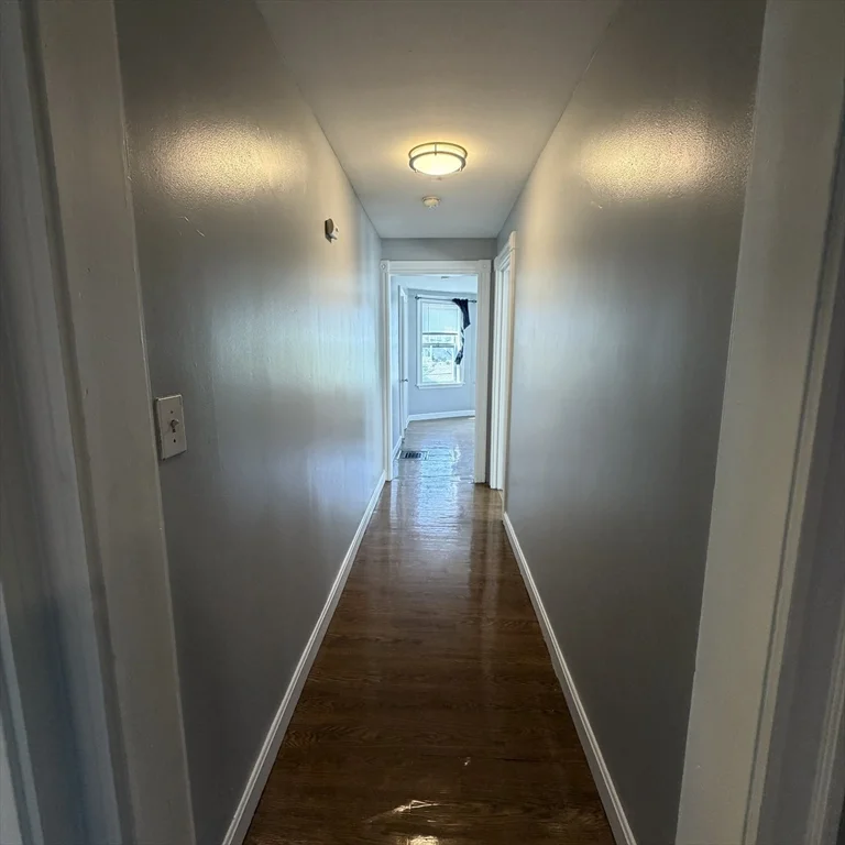 3 bed, 1 bath apartment for rent at 28 Minot St Unit 3, Lynn — photo 7 of 13