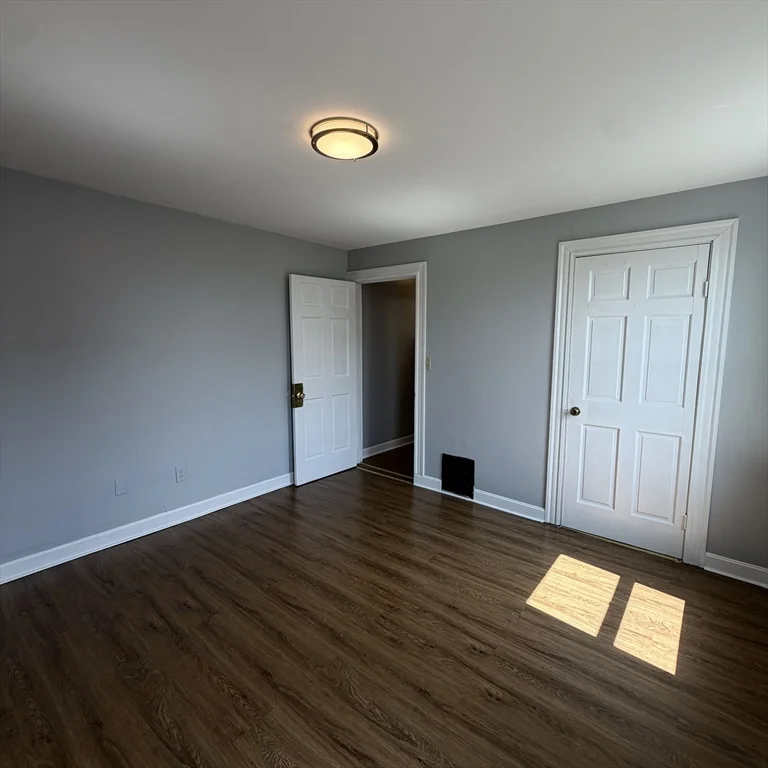 3 bed, 1 bath apartment for rent at 28 Minot St Unit 3, Lynn — photo 9 of 13