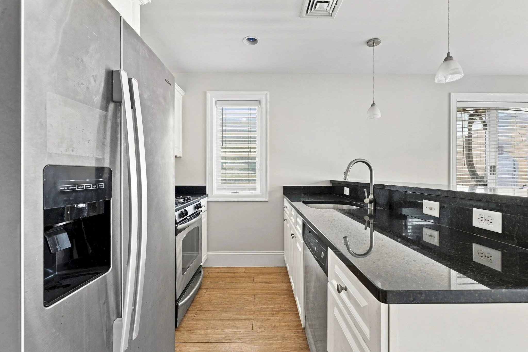 2 bed, 1 bath apartment for rent at 28 Mitchell St Unit 1, South Boston — photo 4 of 16