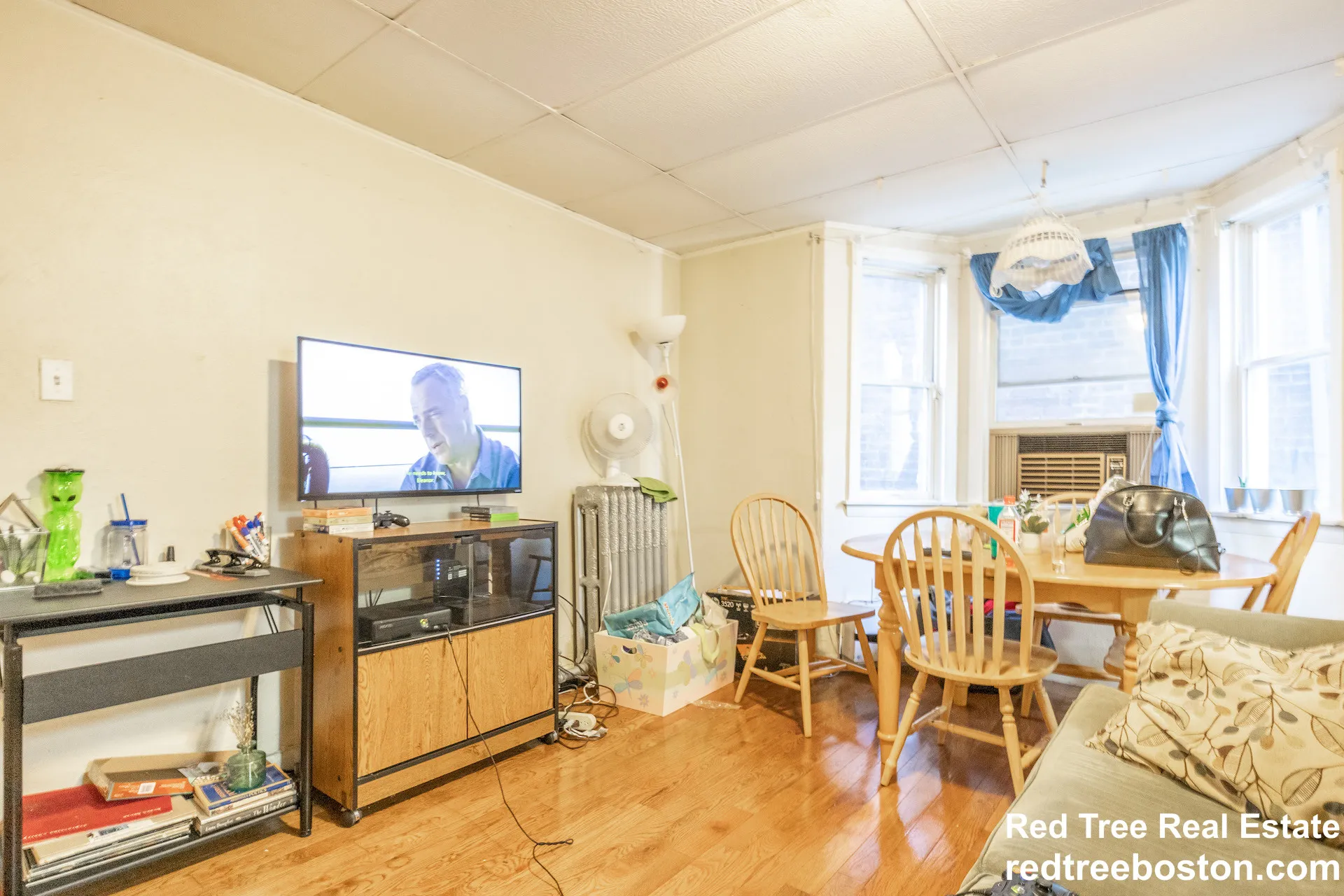 3 bed, 1 bath apartment for rent at 28 Monmouth St Unit 1, East Boston — photo 3 of 16