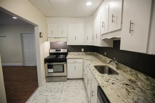 3 bed, 1 bath apartment for rent at 28 Monmouth St Unit 2, Eagle Hill — photo 12 of 12