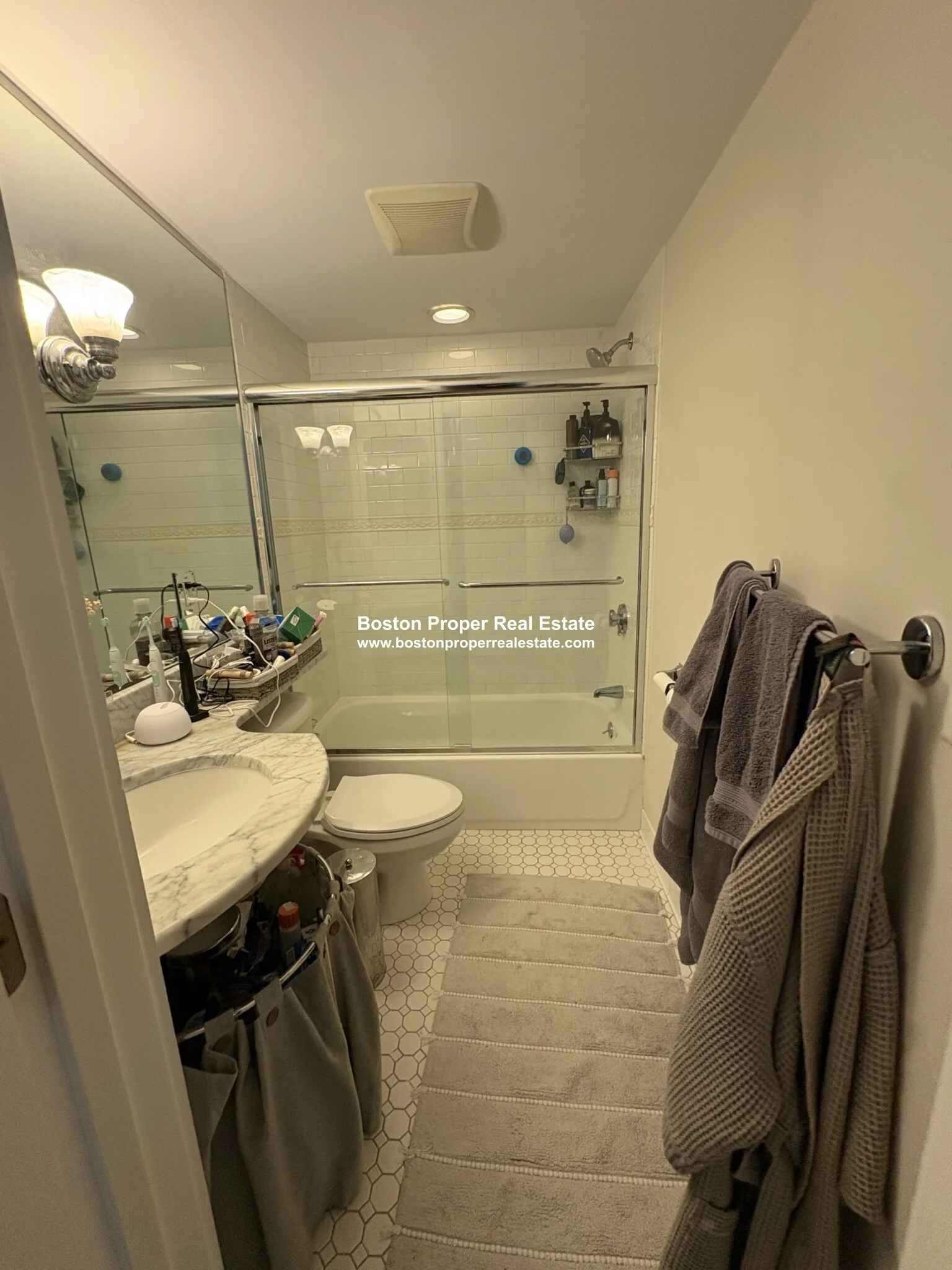 2 bed, 1 bath apartment for rent at 28 Montgomery St Unit 5, South End — photo 8 of 9