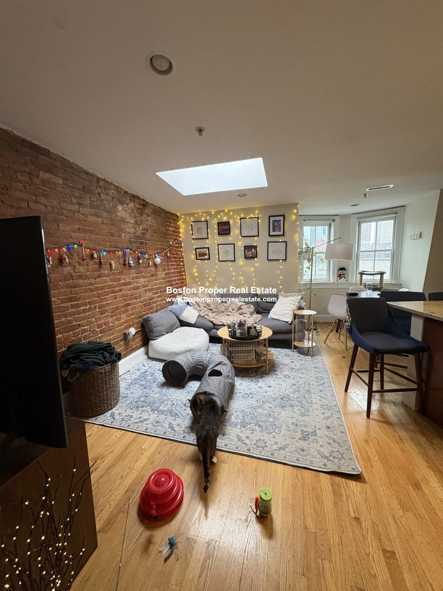 2 bed, 1 bath apartment for rent at 28 Montgomery St Unit 5, South End — photo 3 of 9