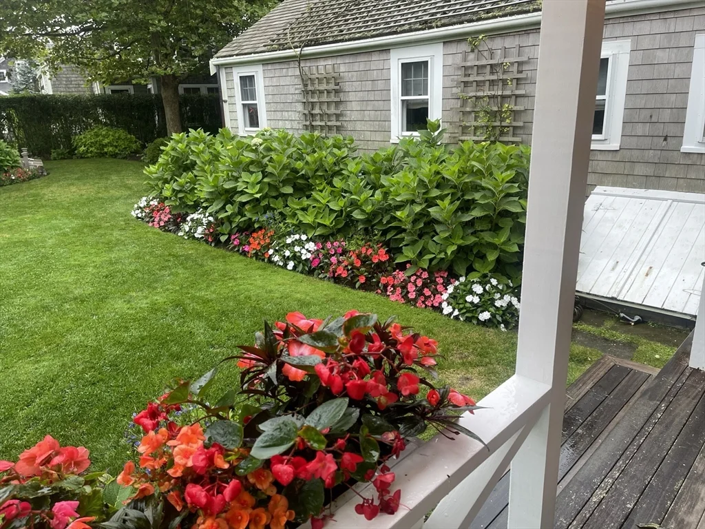 4 bed, 3 bath apartment for rent at 28 Morey Ln, Nantucket — photo 32 of 41