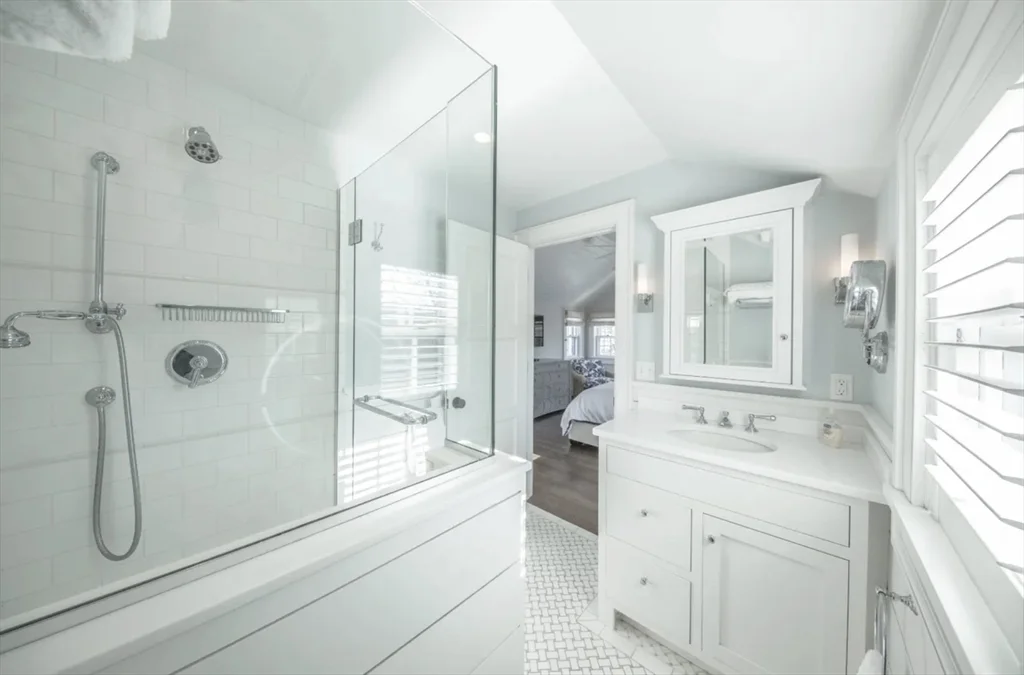 4 bed, 3 bath apartment for rent at 28 Morey Ln, Nantucket — photo 10 of 41