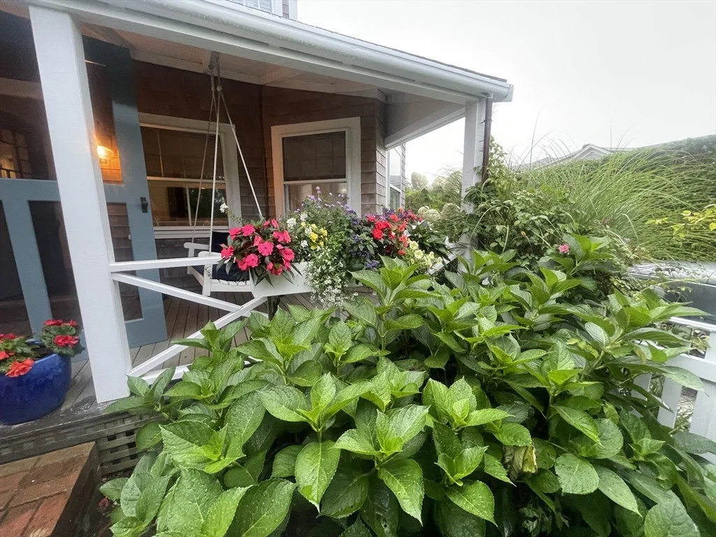 4 bed, 3 bath apartment for rent at 28 Morey Ln, Nantucket — photo 36 of 41