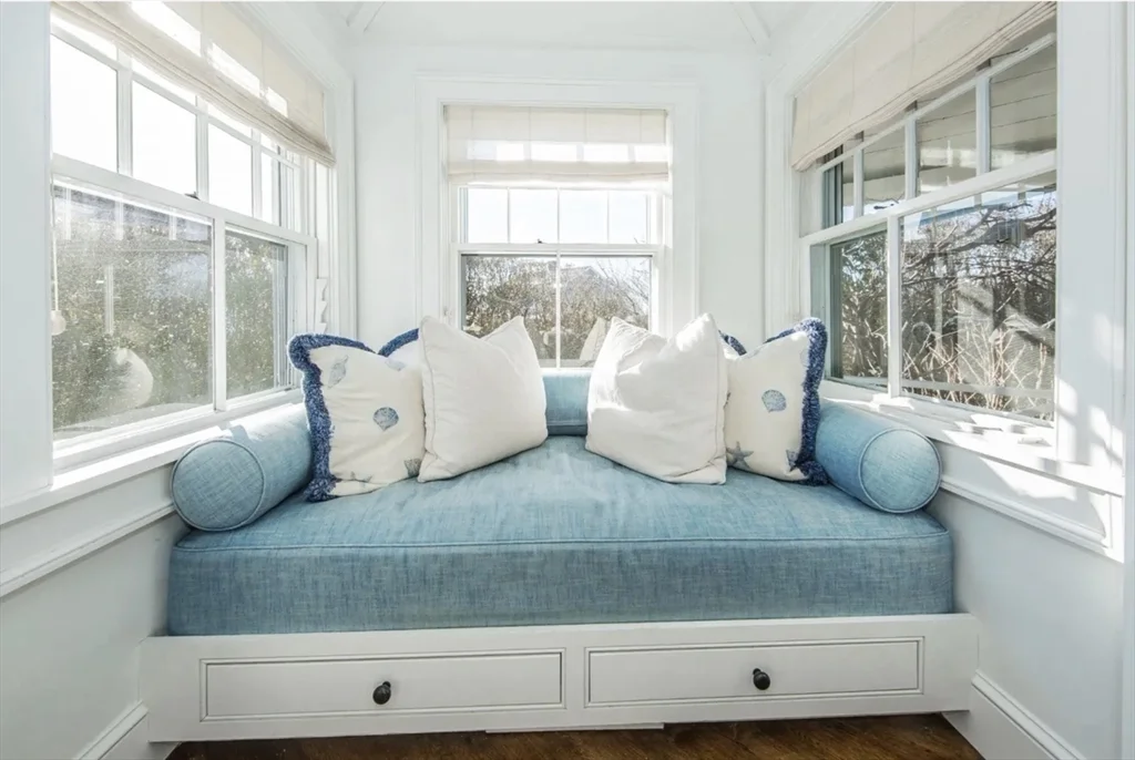 4 bed, 3 bath apartment for rent at 28 Morey Ln, Nantucket — photo 21 of 41