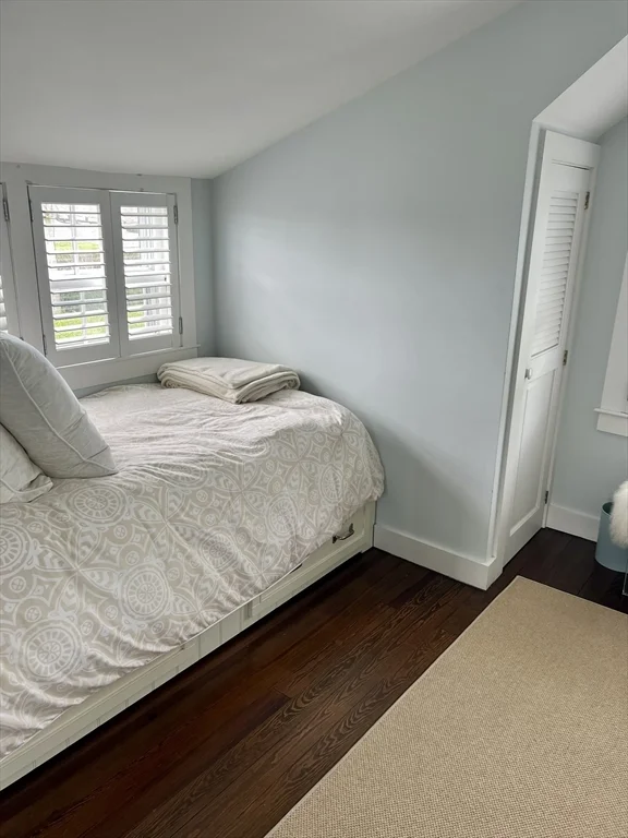4 bed, 3 bath apartment for rent at 28 Morey Ln, Nantucket — photo 15 of 41
