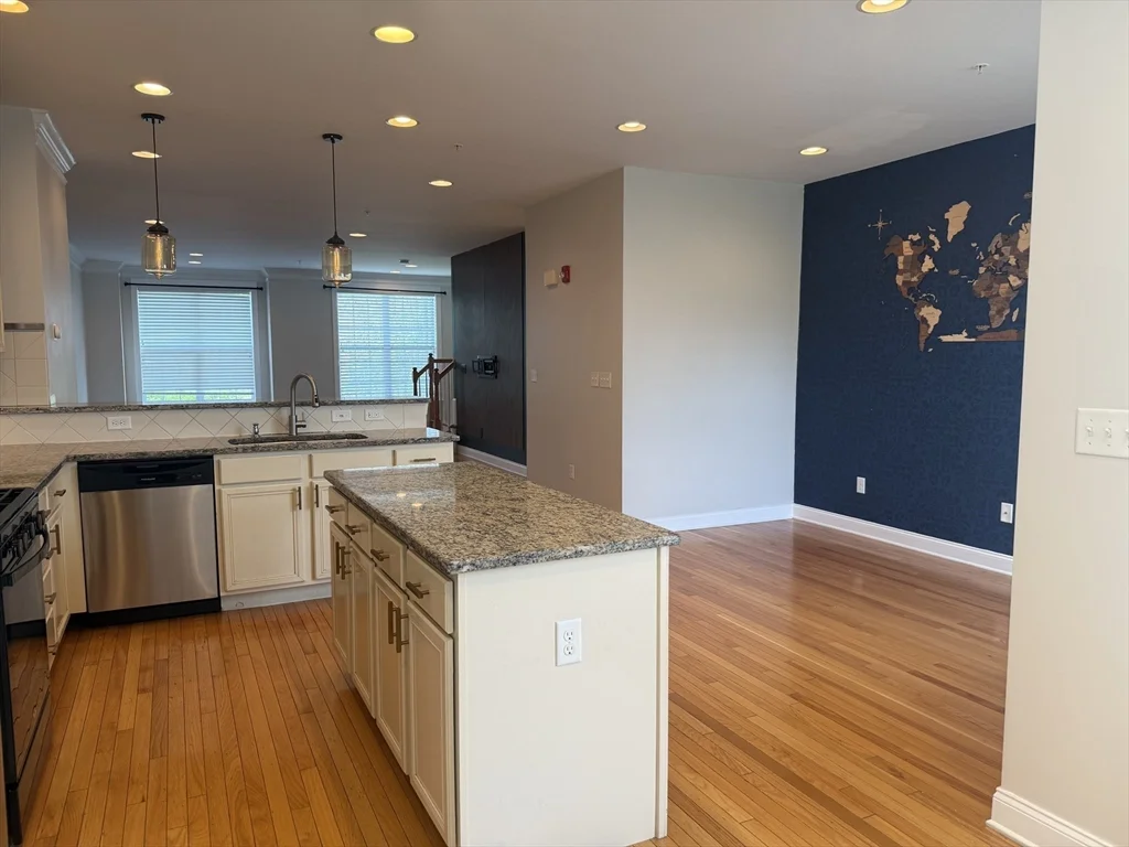 3 bed, 2 bath apartment for rent at 28 Moses Wheelock Ln Unit 28, Westborough — photo 4 of 42