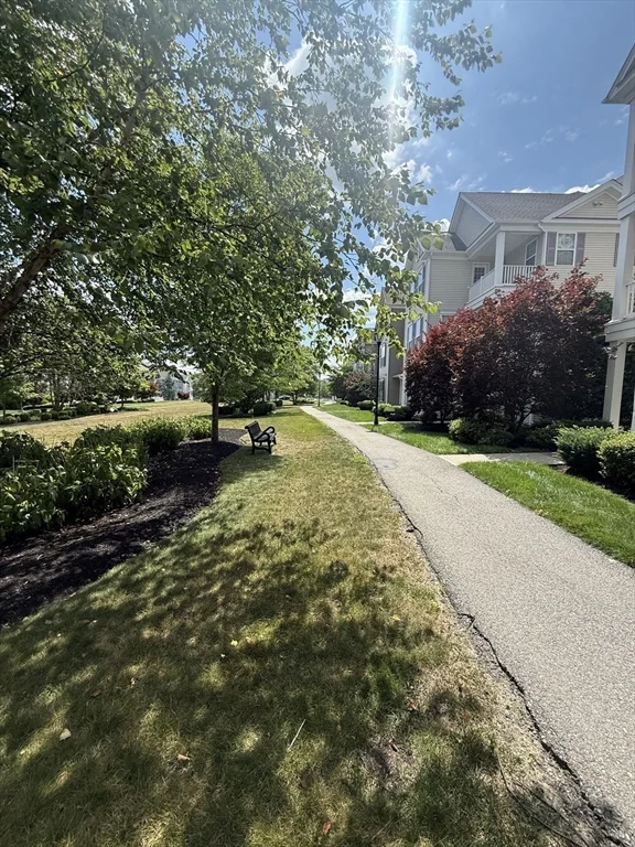 3 bed, 2 bath apartment for rent at 28 Moses Wheelock Ln Unit 28, Westborough — photo 35 of 42