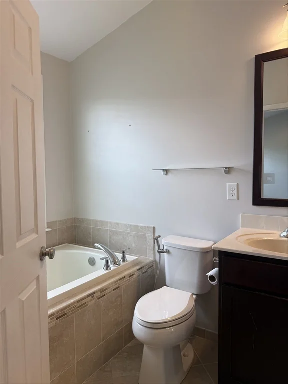 3 bed, 2 bath apartment for rent at 28 Moses Wheelock Ln Unit 28, Westborough — photo 21 of 42