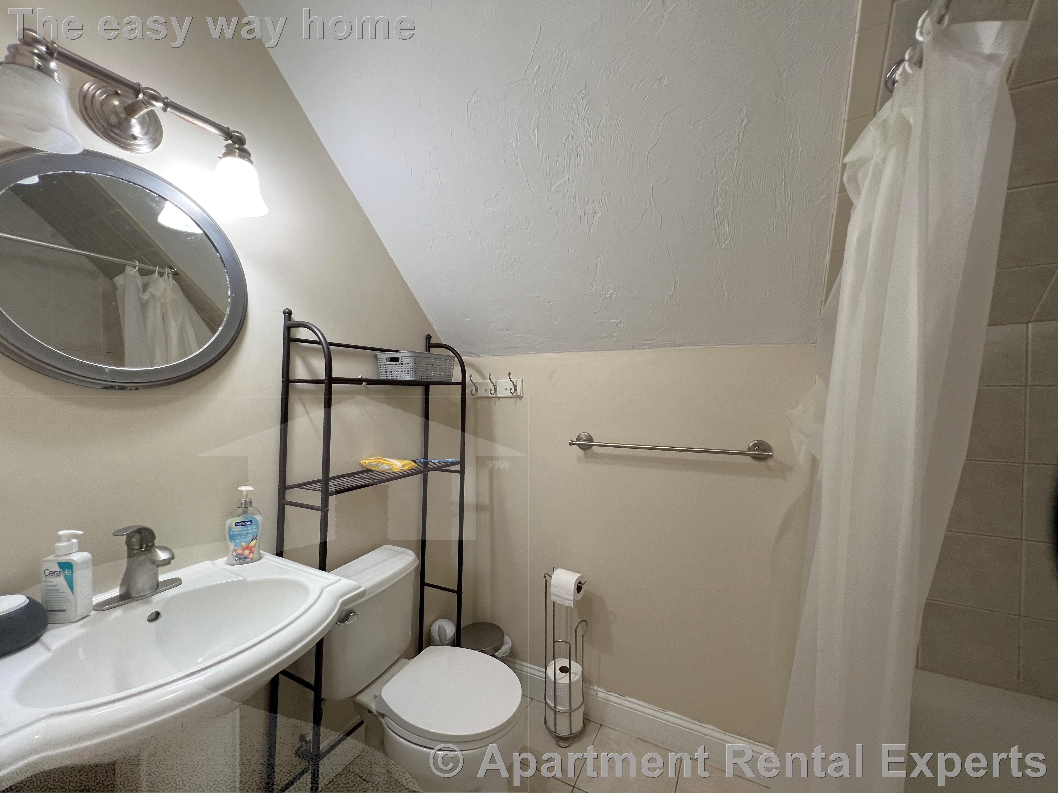 2 bed, 2 bath apartment for rent at 28 Mount Vernon St Unit 3, Sullivan Square — photo 16 of 23