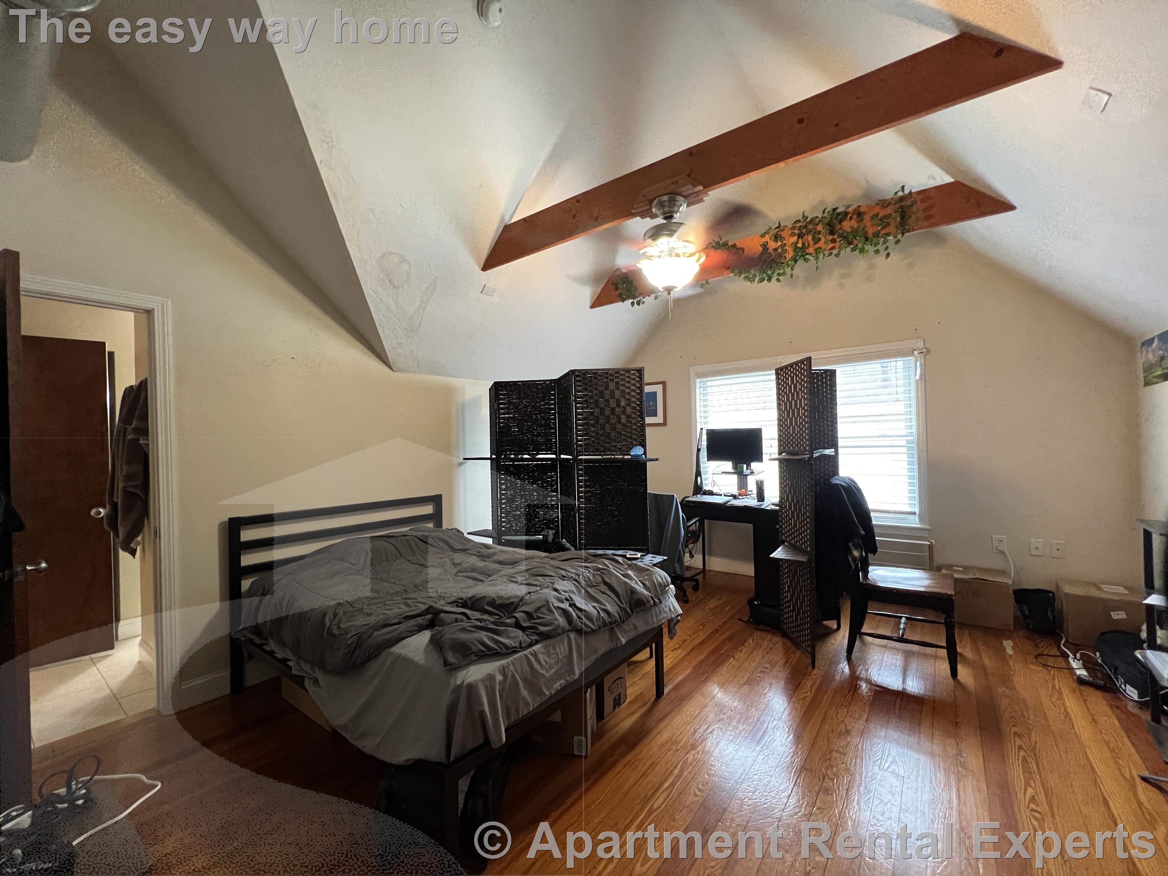 2 bed, 2 bath apartment for rent at 28 Mount Vernon St Unit 3, Sullivan Square — photo 10 of 23