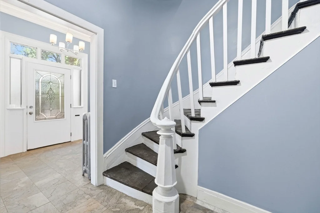 3 bed, 1 bath apartment for rent at 28 Newton St Unit TH, Brighton — photo 9 of 16