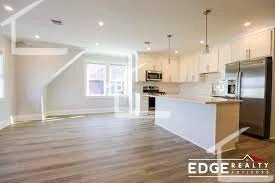 5 bed, 3 bath apartment for rent at 28 North Beacon St Unit 2, Allston — photo 1 of 10