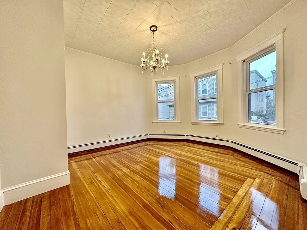 3 bed, 1 bath apartment for rent at 28 Oakland St Unit 1, Inman Square — photo 5 of 10