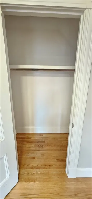 5 bed, 2 bath apartment for rent at 28 Oakley St Unit 28, Dorchester — photo 15 of 17
