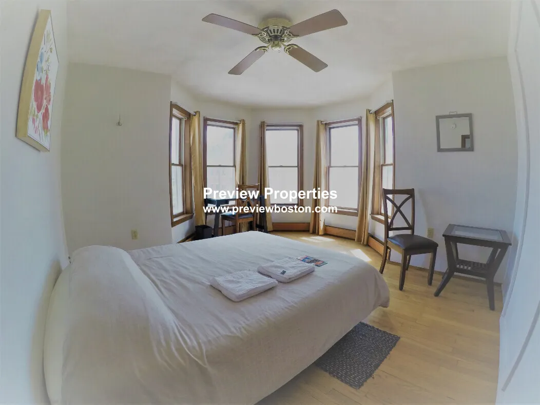 2 bed, 1 bath apartment for rent at 28 Orleans St Unit 1, East Boston — photo 10 of 14