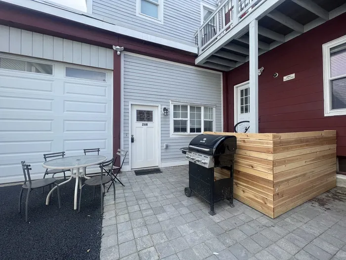2 bed, 1 bath apartment for rent at 28 Otis St Unit 28, East Somerville — photo 17 of 19