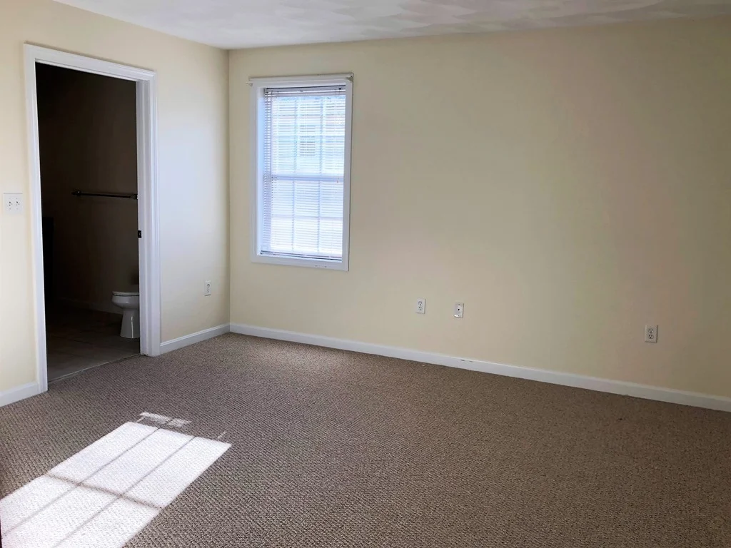 2 bed, 1 bath apartment for rent at 28 Oval Rd Unit 6, Wollaston — photo 7 of 12