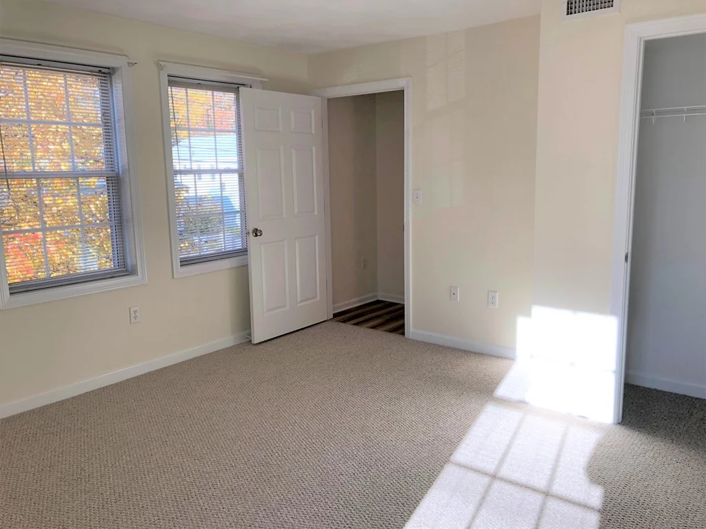 2 bed, 1 bath apartment for rent at 28 Oval Rd Unit 6, Wollaston — photo 6 of 12