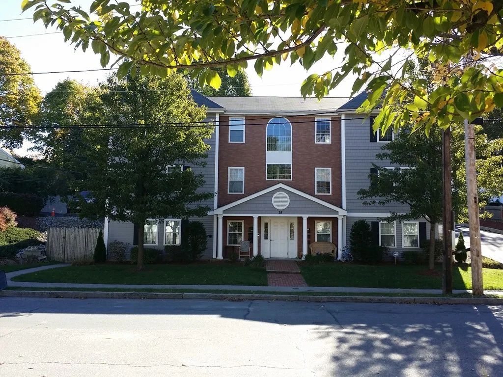 2 bed, 1 bath apartment for rent at 28 Oval Rd Unit 6, Wollaston — photo 1 of 12