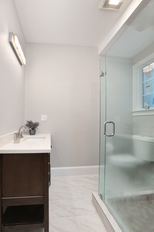 3 bed, 2 bath apartment for rent at 28 P St Unit 2, South Boston — photo 7 of 11