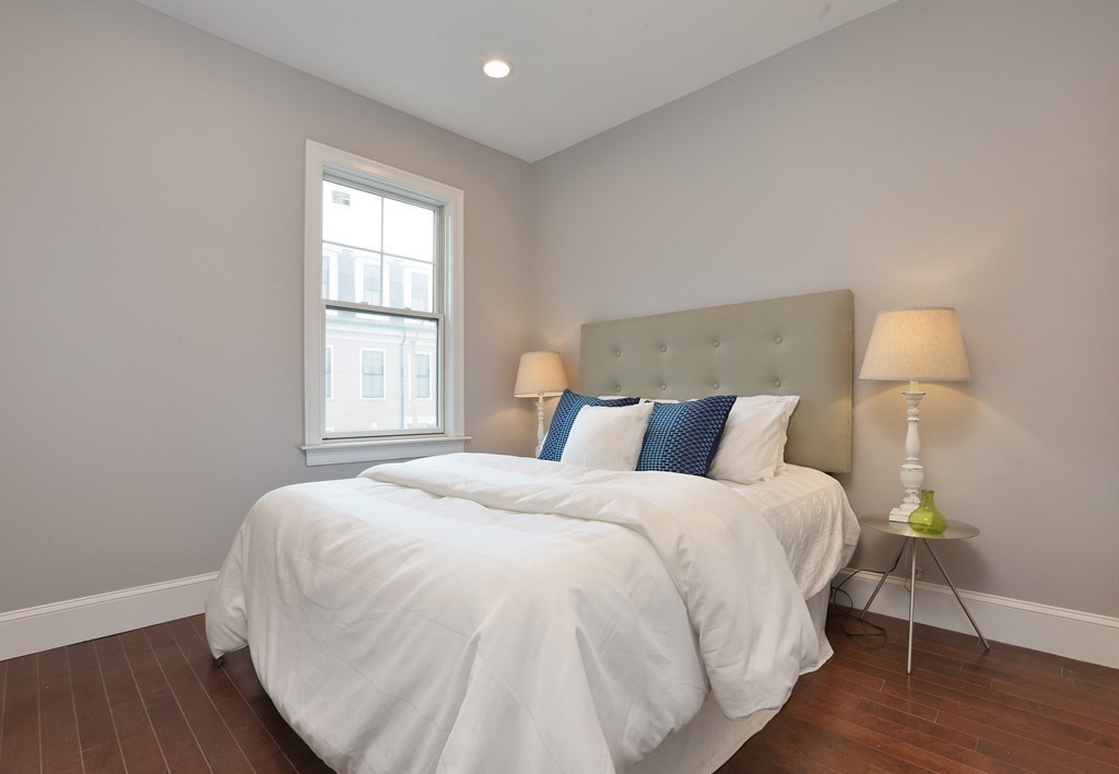 3 bed, 2 bath apartment for rent at 28 P St Unit 2, South Boston — photo 8 of 11