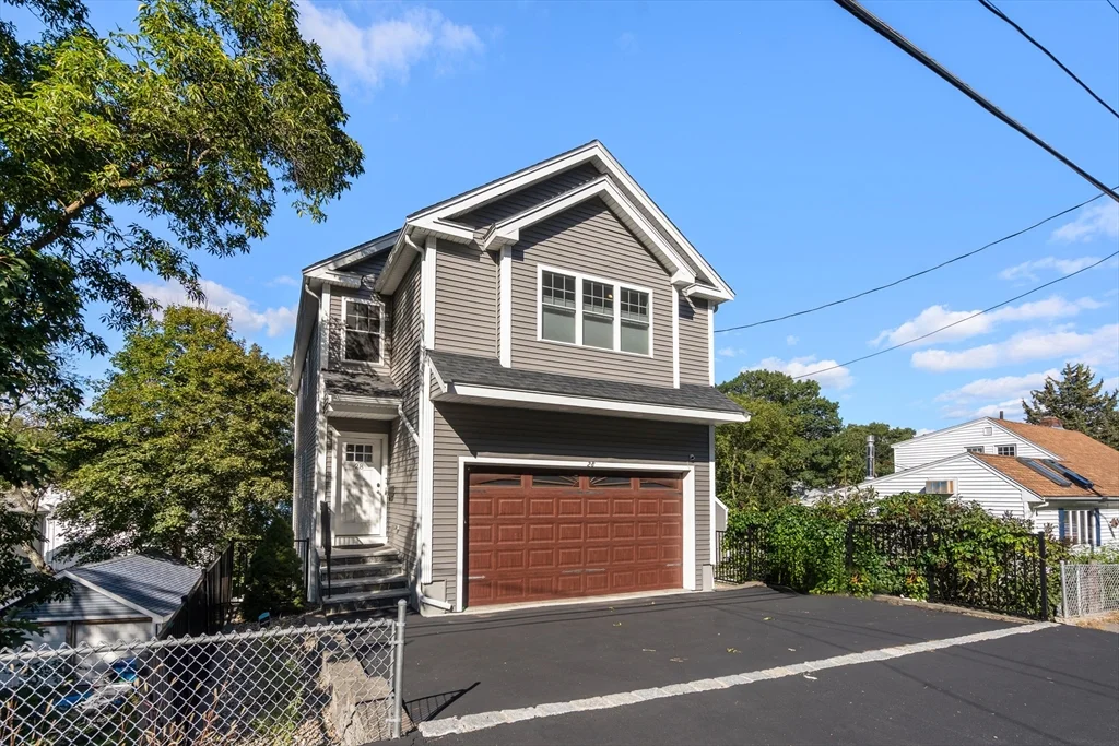 3 bed, 3 bath apartment for rent at 28 Park Ave, Medford — photo 1 of 35