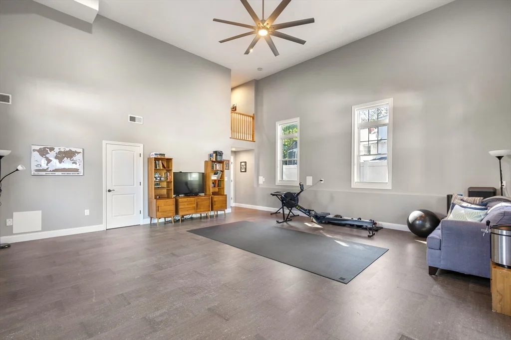 3 bed, 3 bath apartment for rent at 28 Park Ave, Medford — photo 27 of 35