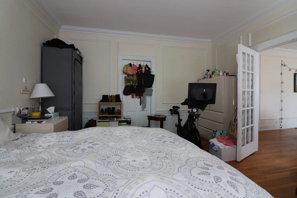 3 bed, 2 bath apartment for rent at 28 Park St Unit 2, Coolidge Corner — photo 5 of 11