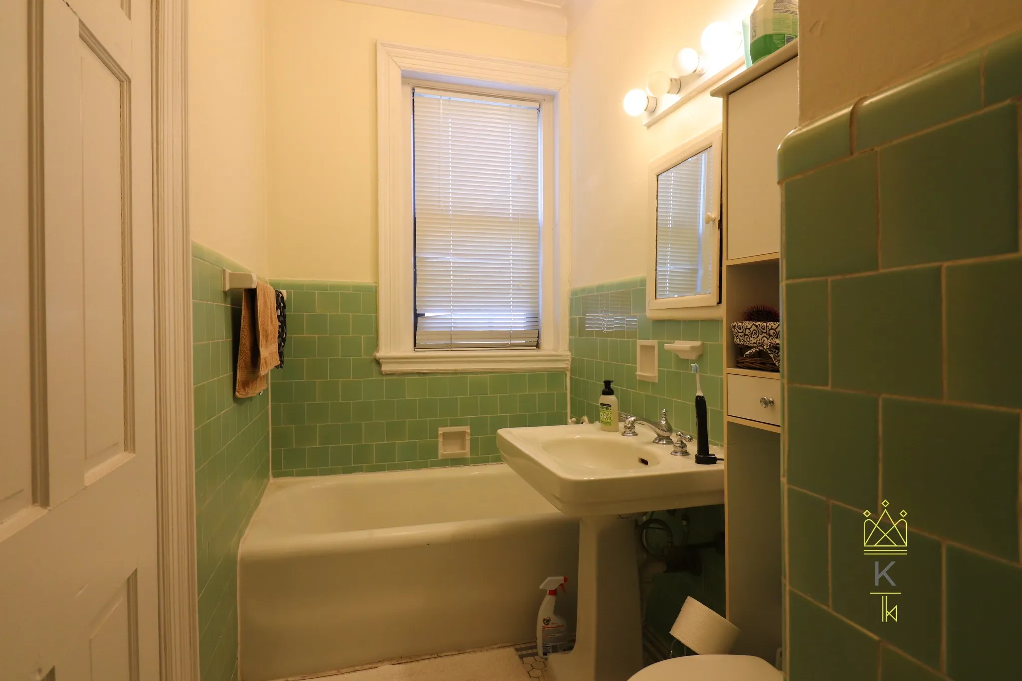 3 bed, 2 bath apartment for rent at 28 Park St Unit 28, Griggs Park — photo 5 of 16
