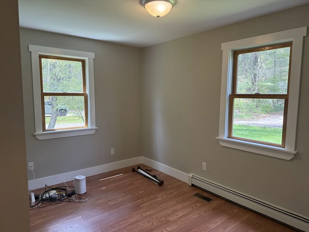 4 bed, 2 bath apartment for rent at 28 Paul Rd, Eddyville — photo 14 of 39