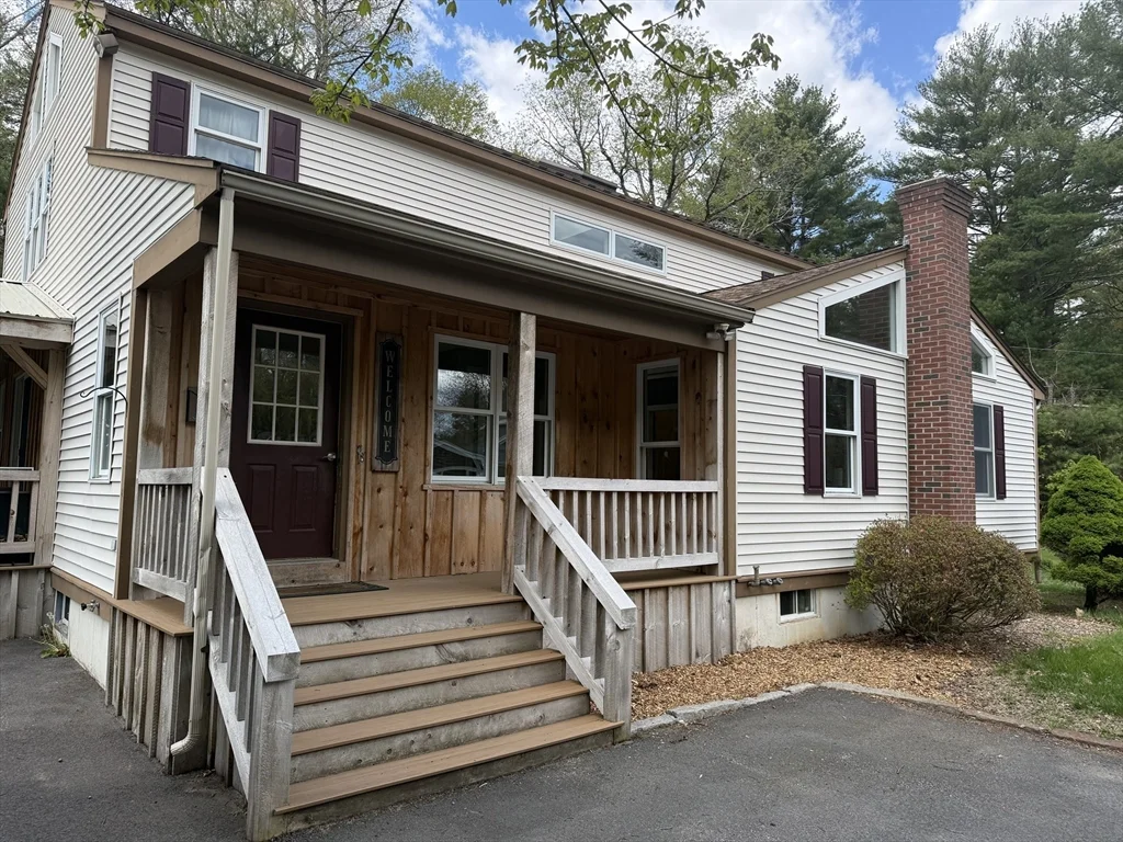 4 bed, 2 bath apartment for rent at 28 Paul Rd, Eddyville — photo 2 of 39