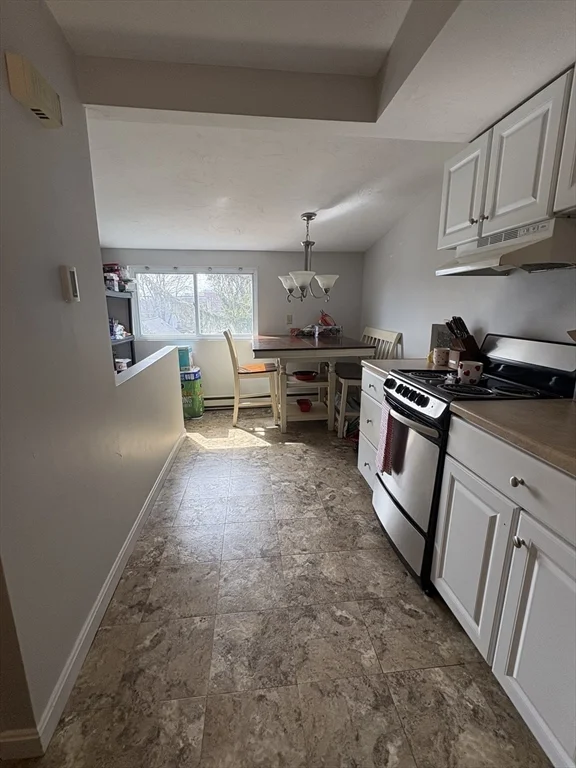 1 bed, 1 bath apartment for rent at 28 Peck St Unit 3, Attleboro — photo 7 of 11