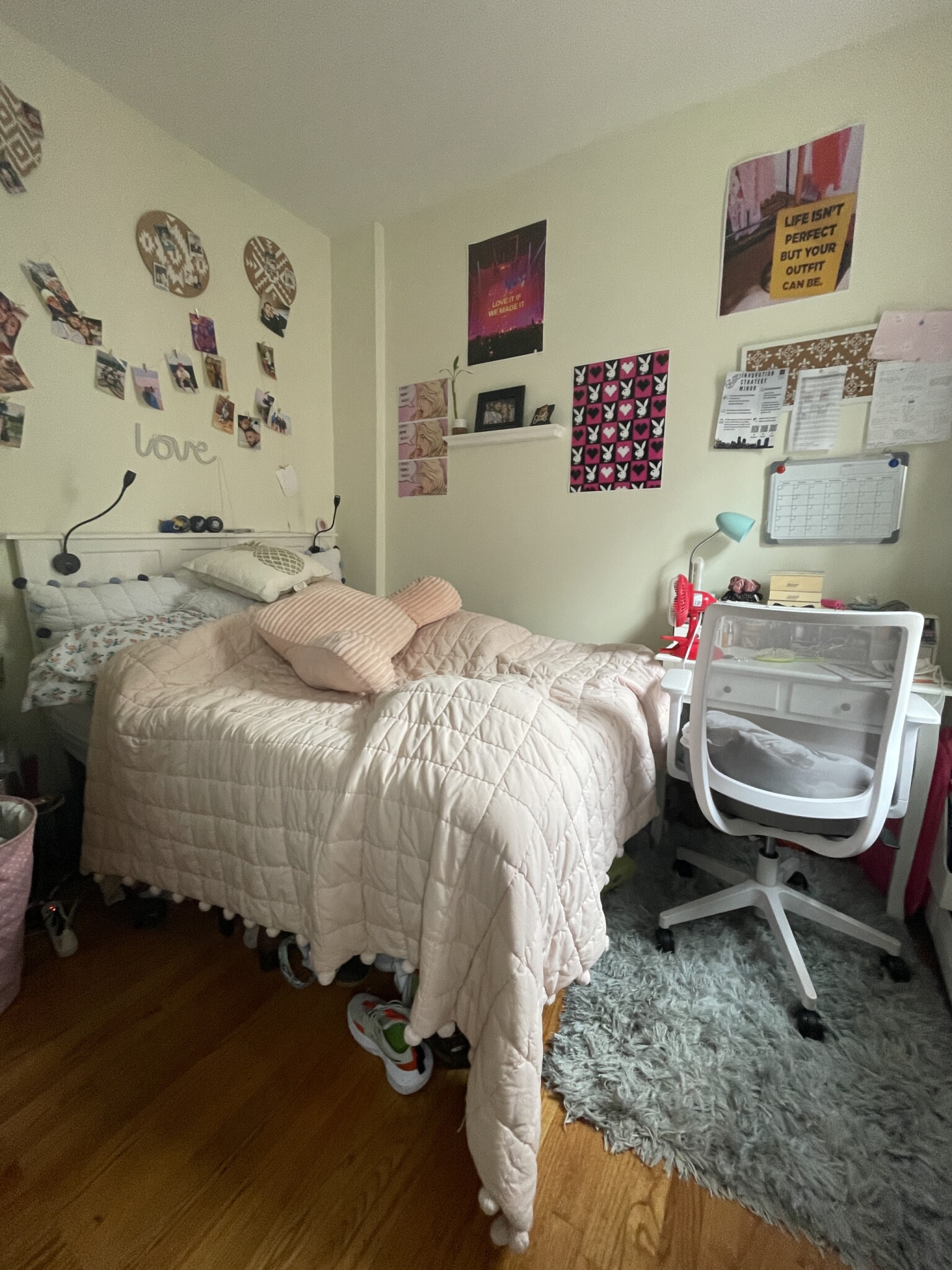 3 bed, 1 bath apartment for rent at 28 Phillips St Unit 2, Beacon Hill — photo 5 of 6