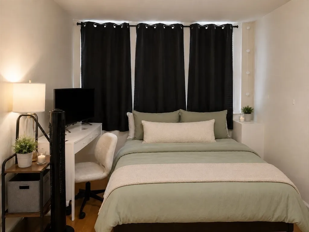 2 bed, 2 bath apartment for rent at 28 Phillips St Unit G, Beacon Hill — photo 10 of 15