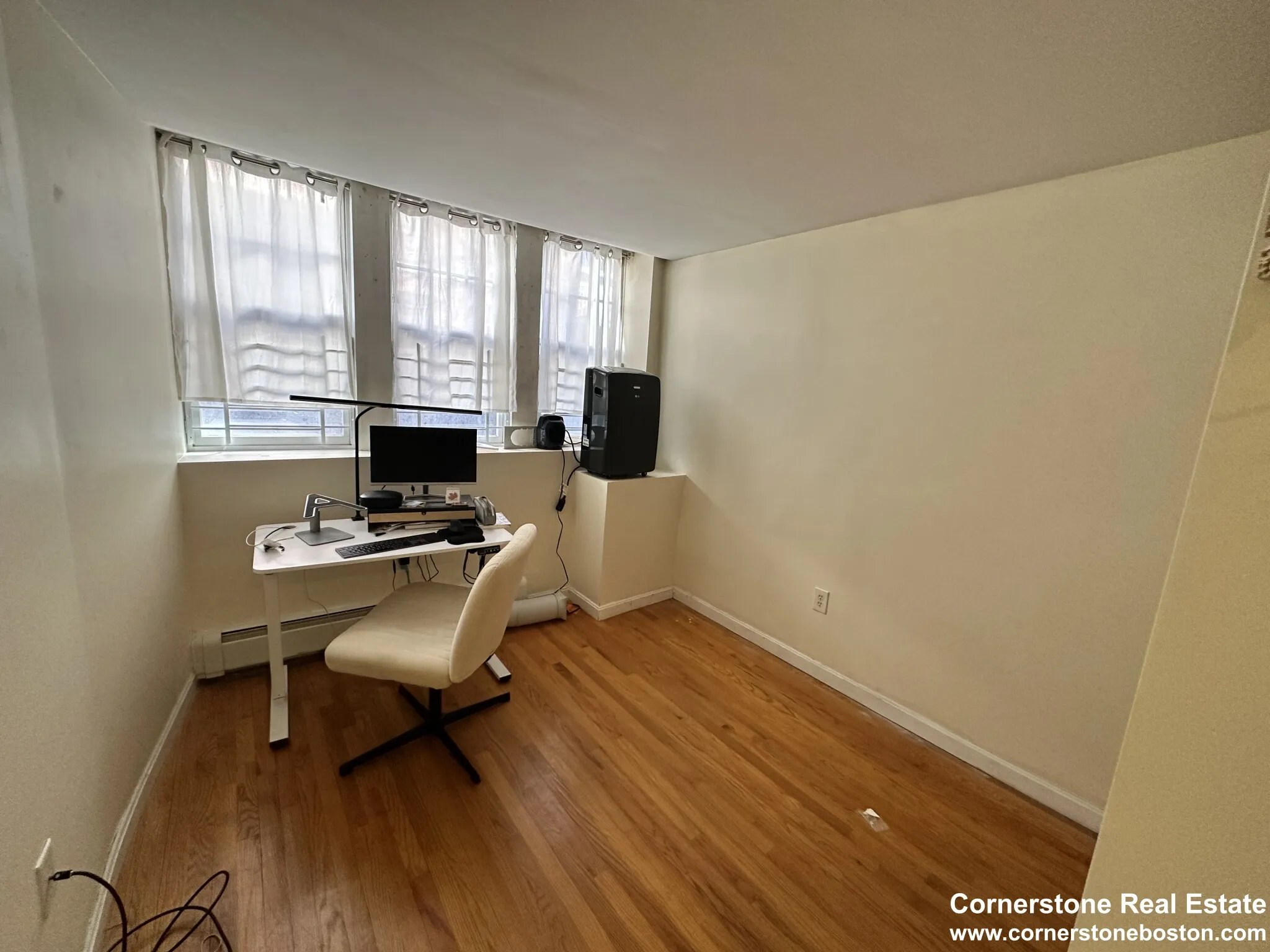 2 bed, 2 bath apartment for rent at 28 Phillips St Unit M, Beacon Hill — photo 8 of 12