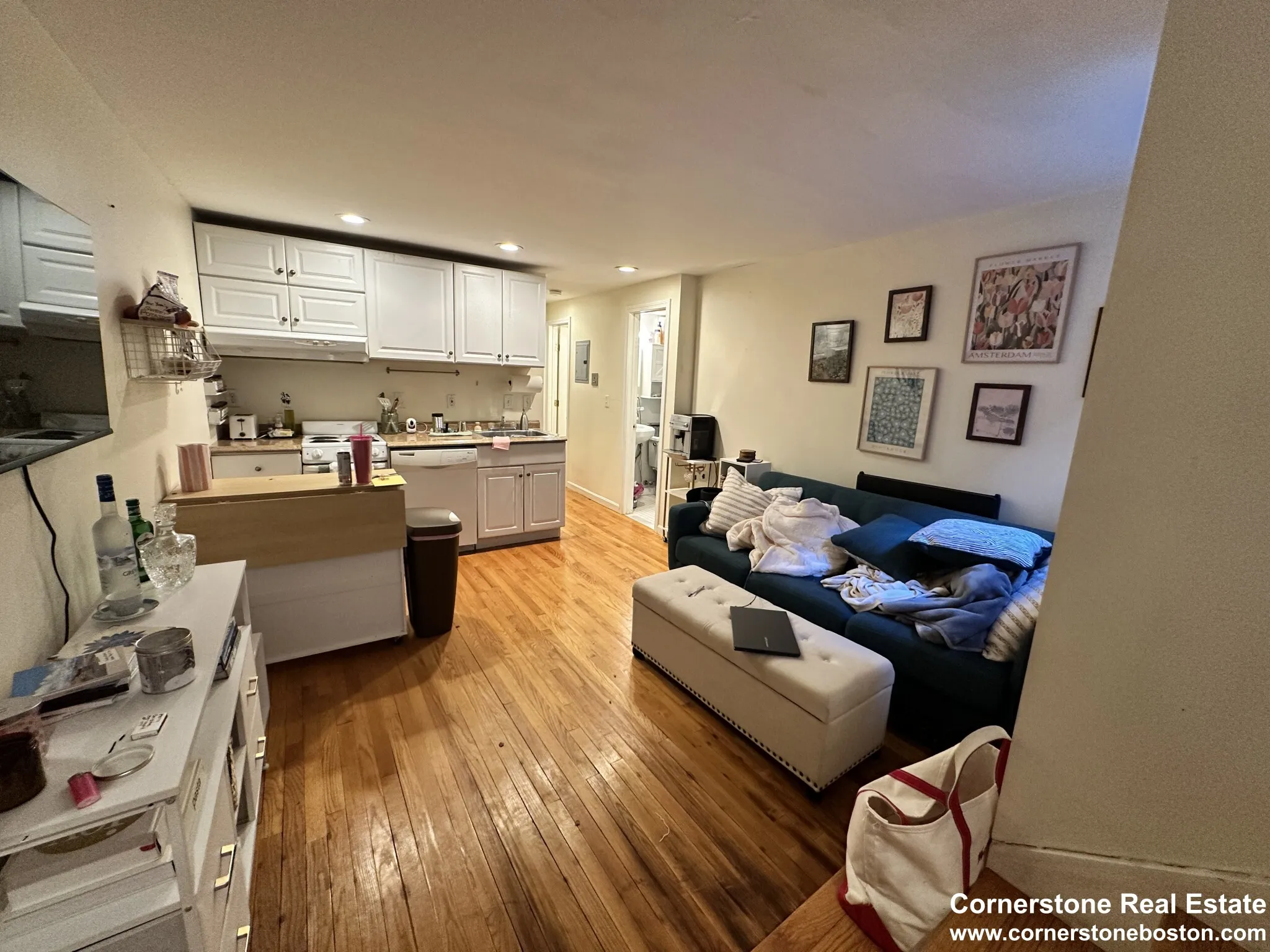 2 bed, 2 bath apartment for rent at 28 Phillips St Unit M, Beacon Hill — photo 3 of 12