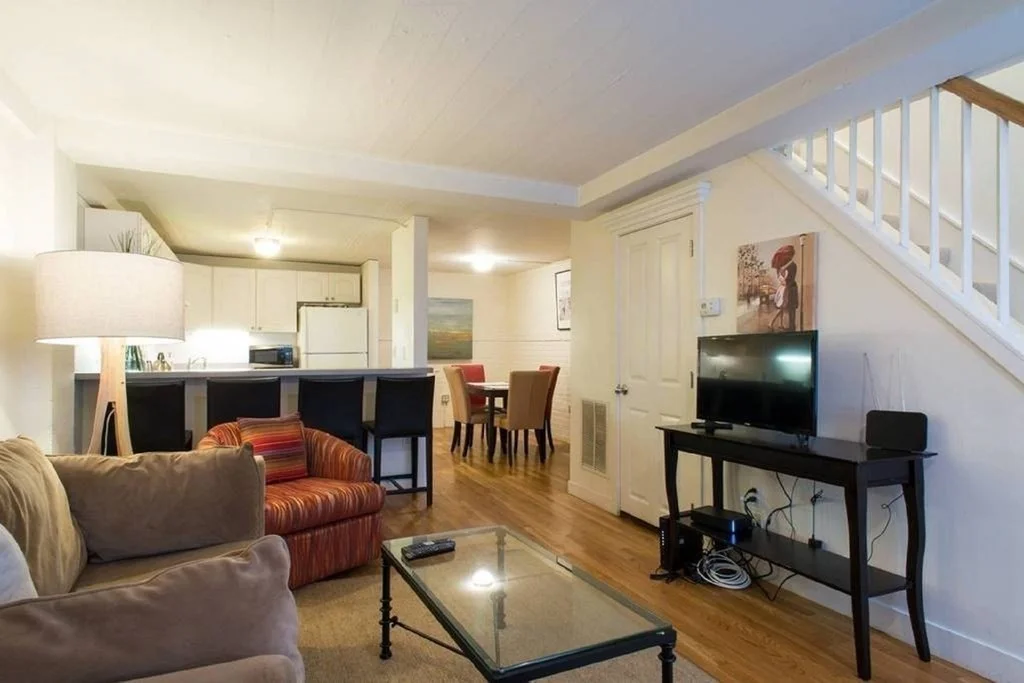2 bed, 1 bath apartment for rent at 28 Piedmont St Unit 28, Bay Village